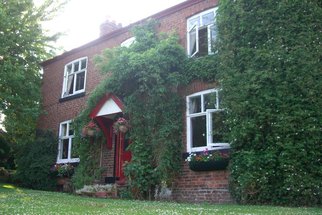 Ash Farm Country House Little Bollington Экстерьер фото