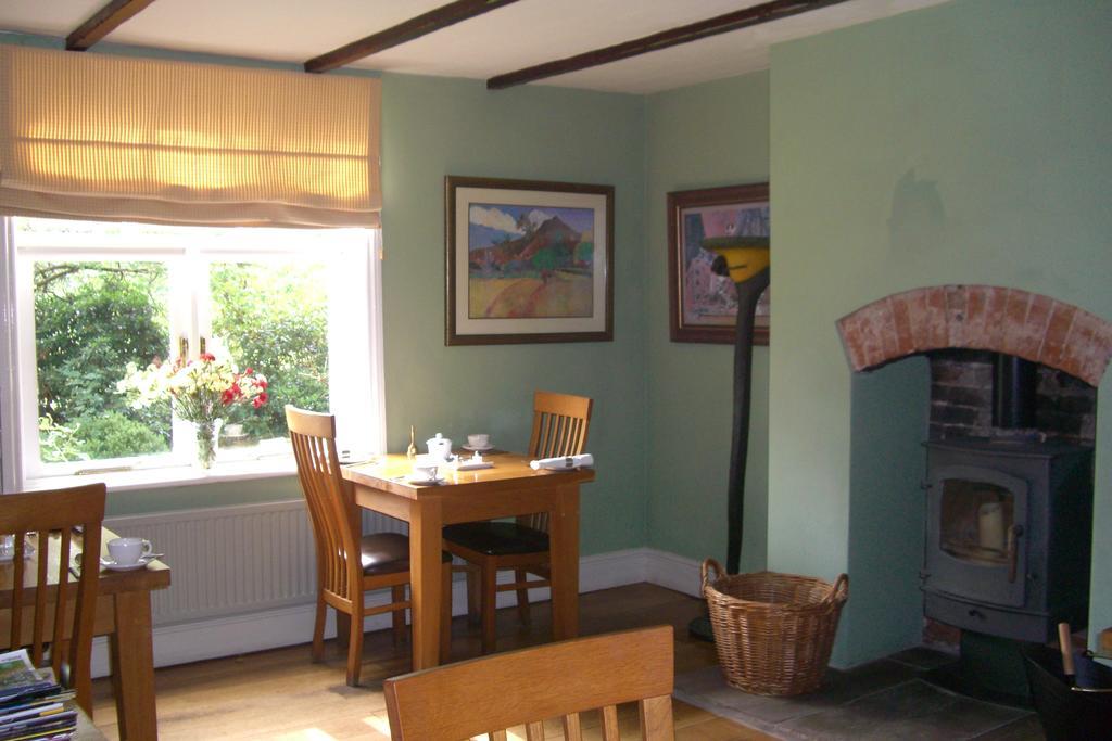 Ash Farm Country House Little Bollington Экстерьер фото